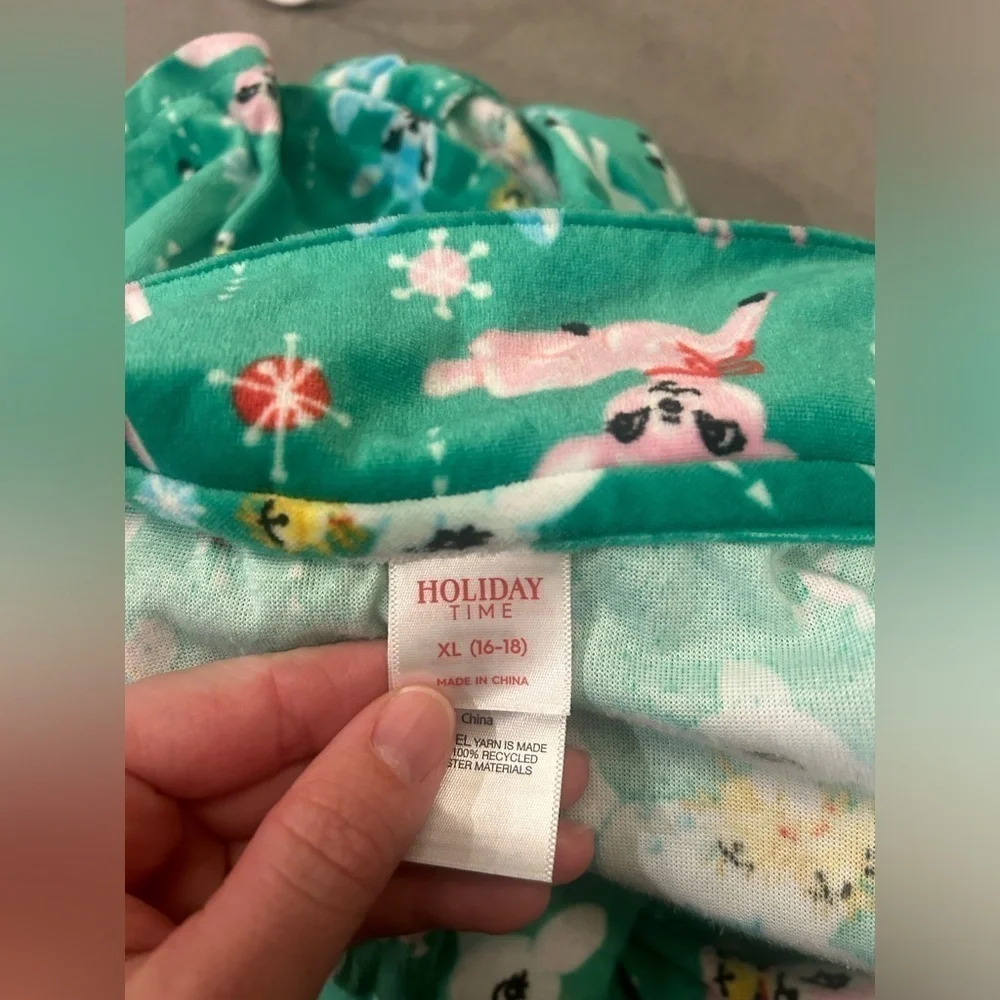 Girls XL 16-18 Holiday Pajama Top Button Down Deer Christmas Green Long Sleeve